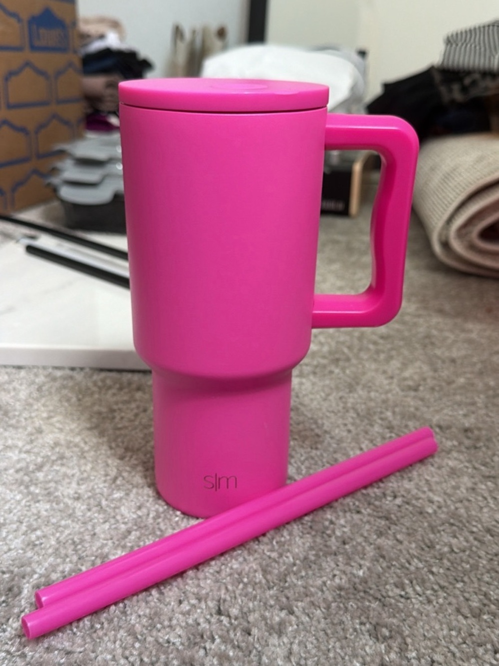 Simple Modern Hot Pink Trek 30oz